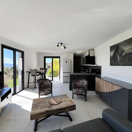 Panoramique Villa *